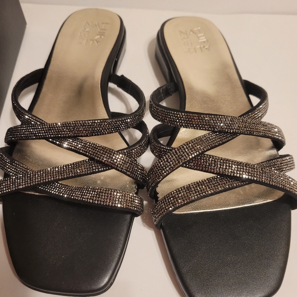 Naturalizer black size 8.5 slides new in box - Picture 2 of 8